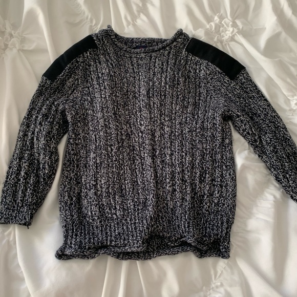 Class Club Other - Cute Toddler Sweater